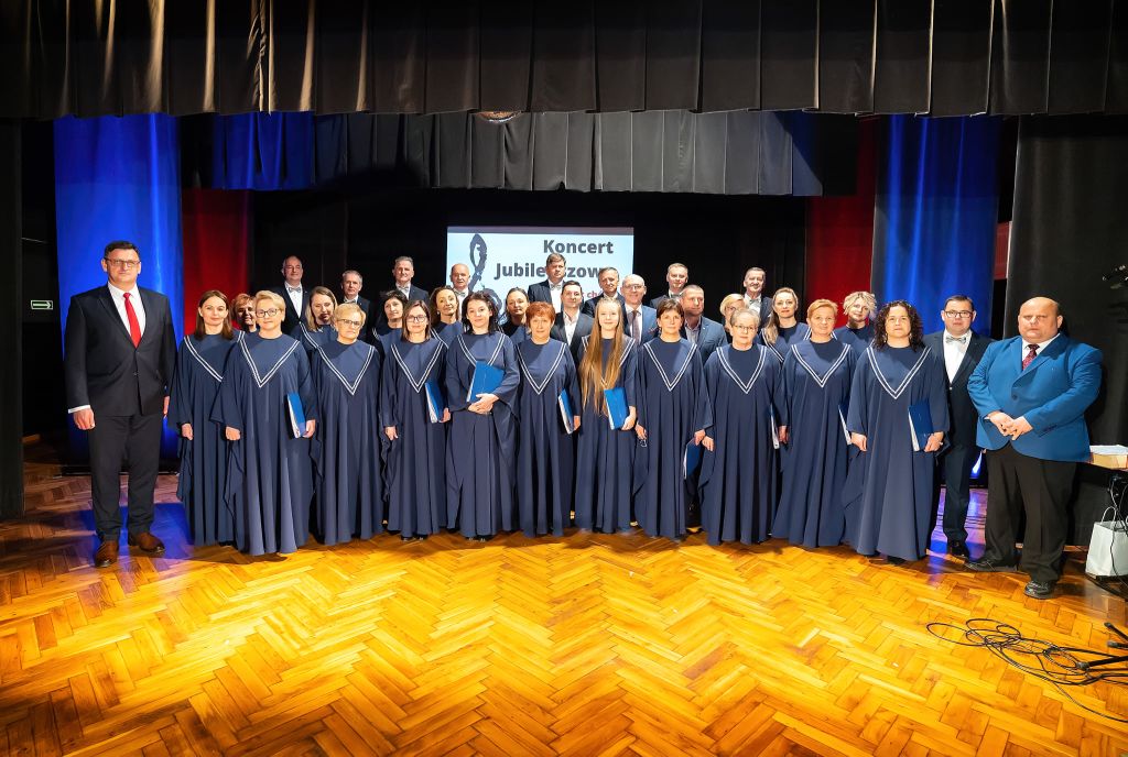 chór apassionata w nowych strojach