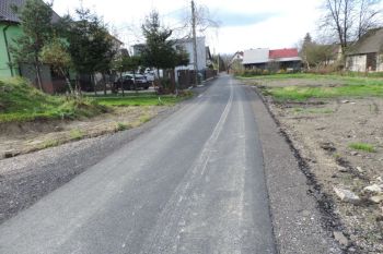 UMOCNIENIE KORPUSU DROGI NA KOŃCÓWKĘ  W HARBUTOWICACH