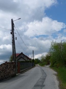 BUDOWA OŚWIETLENIA ULICZNEGO PRZY UL. ZAGUMNIE – BOCZNA W SUŁKOWICACH